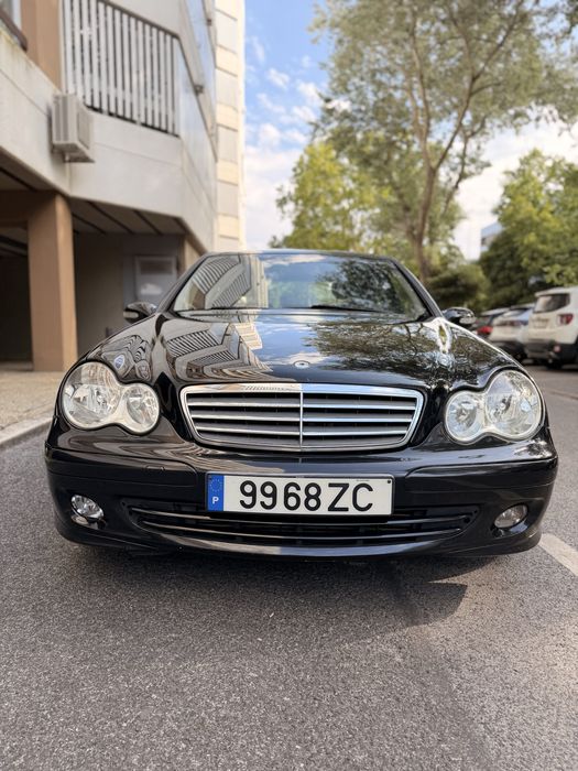 Mercedes C220, gasoleo , 265 mil kms — photo 2