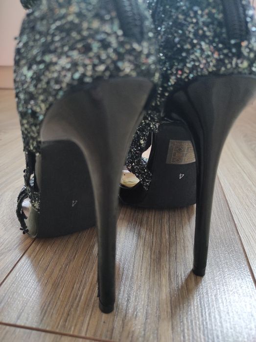 Szpilki brokatowe zielone 37 r 4 Public Desire