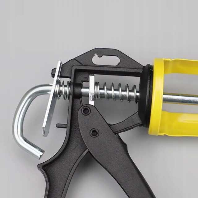 Wyciskacz pistolet do silikonu kleju fug akrylu gęstych mas lekki