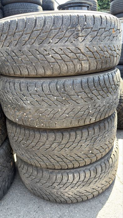 265/60/18 Nokian Hakkapeliitta R 3