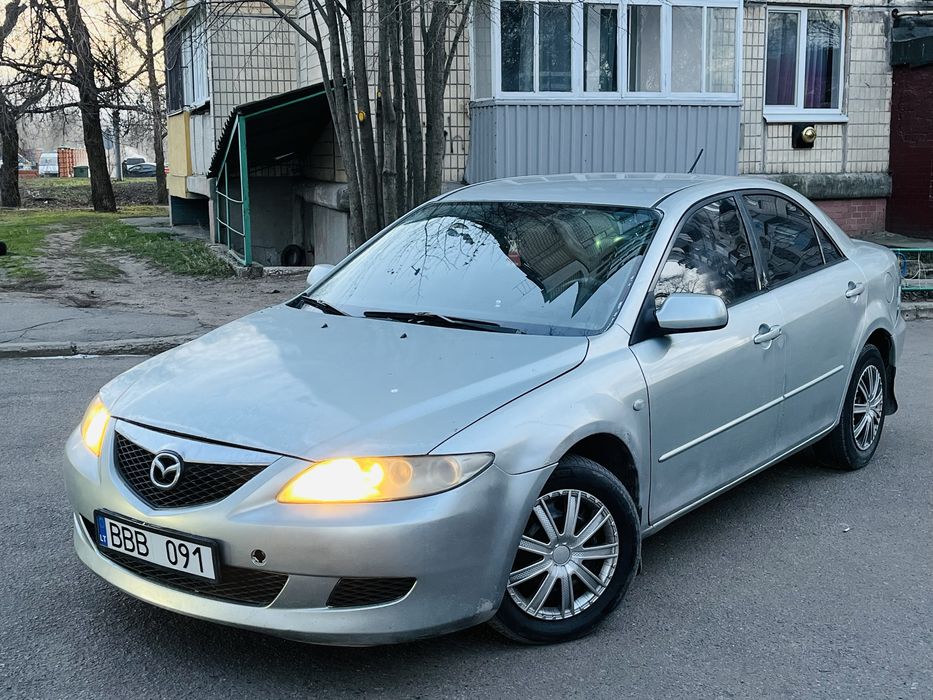 Продам мазду 2 л бензин на полном ходу машина ездит каждый день стоит хорошая магнитола ухоженный салон мотор ходовая в порядке дополнительные все вопросы по телефону