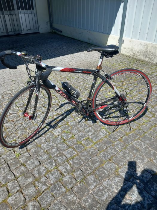 Bicicleta de estrada Goka