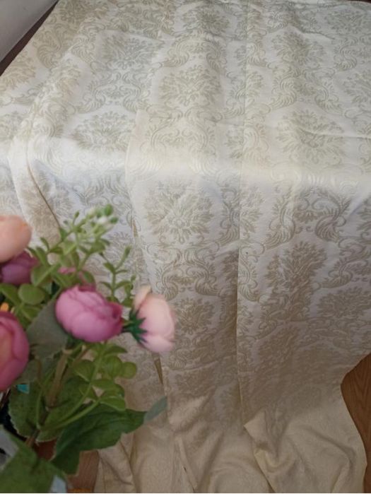 Штори по одній на вікно