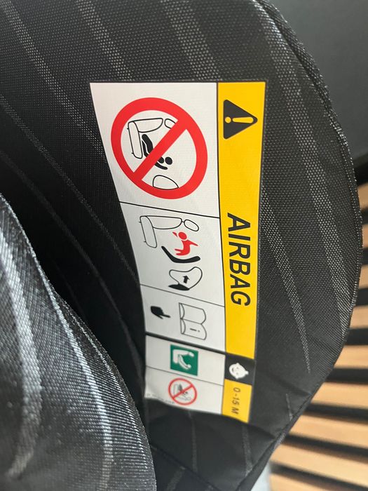 Fotelik obrotowy GB Vaya i-Size linia Platinum z isofix