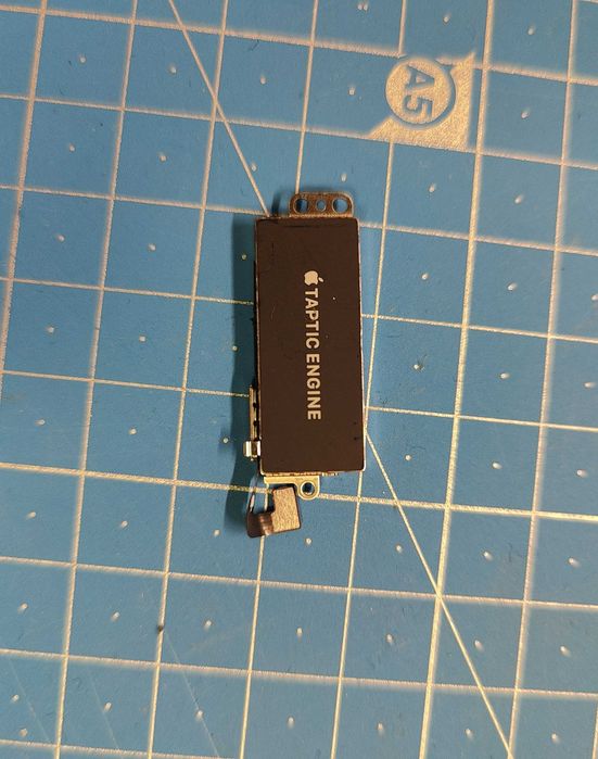 Запчастини Apple iPhone 11: плата 128GB, камери, Taptic Engine, динаміки, батарея