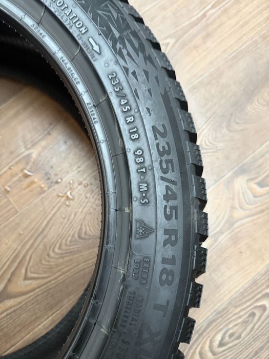Шини Continental 235/45/R18
