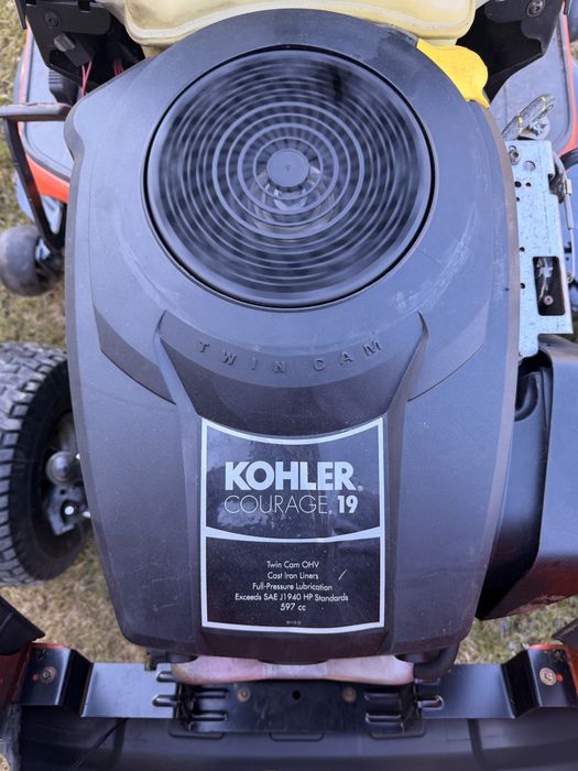 Traktorek kosiarka husgvarna cth194