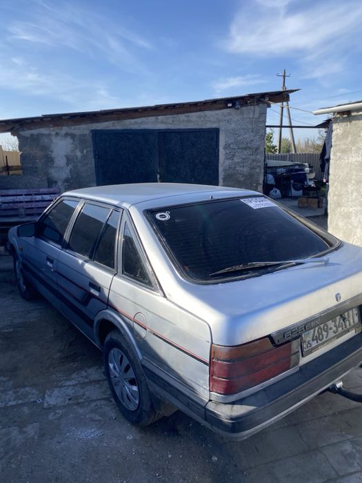 Автомобиль Mazda 626