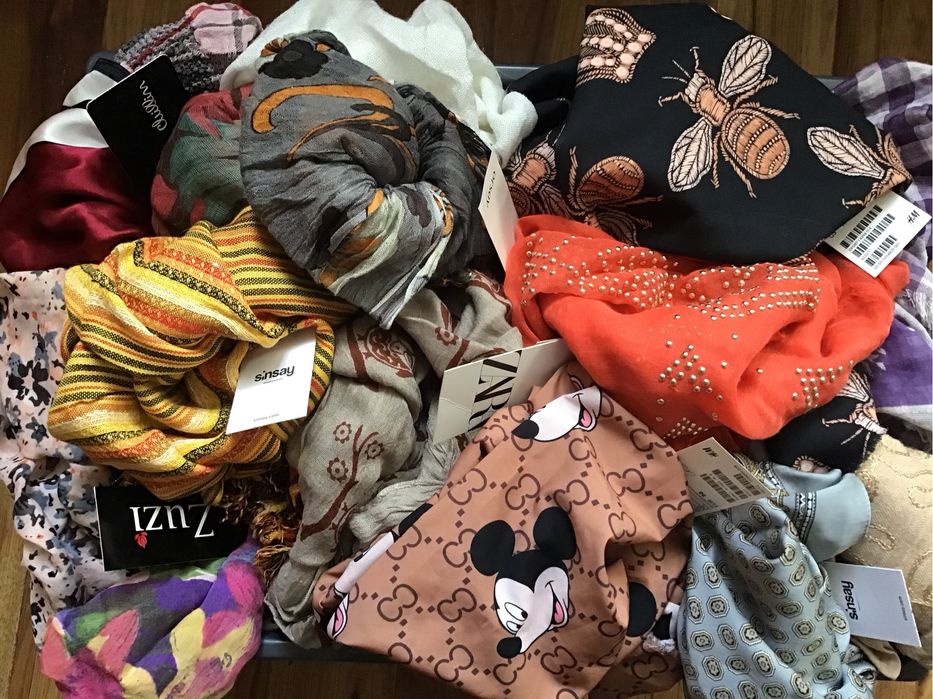 Wiosenne Chusty Chustki Szaliczki Gawroszki Paczki mix odzieżowy Nowe