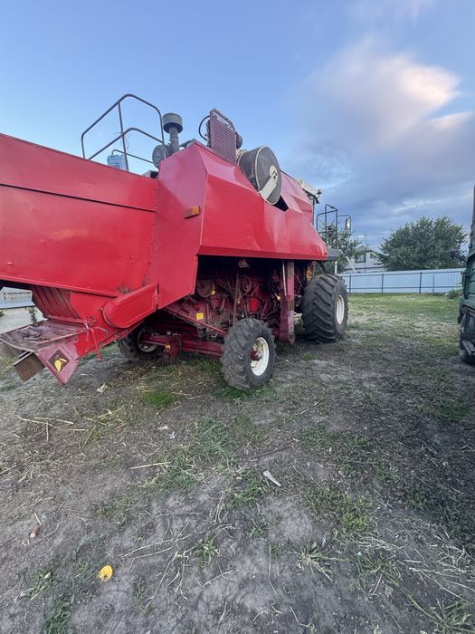 Комбайн Палессе 812