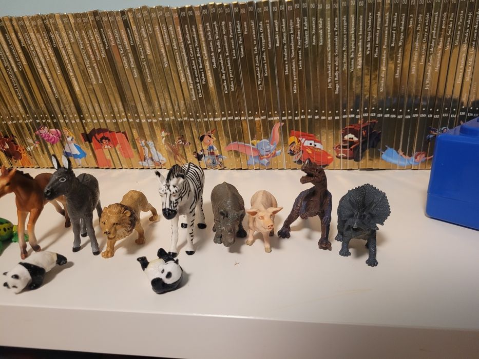 Zestaw figurek. Figurki zwierząt, również Schleich