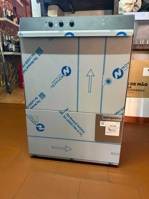Maquina de lavar loiça industrial