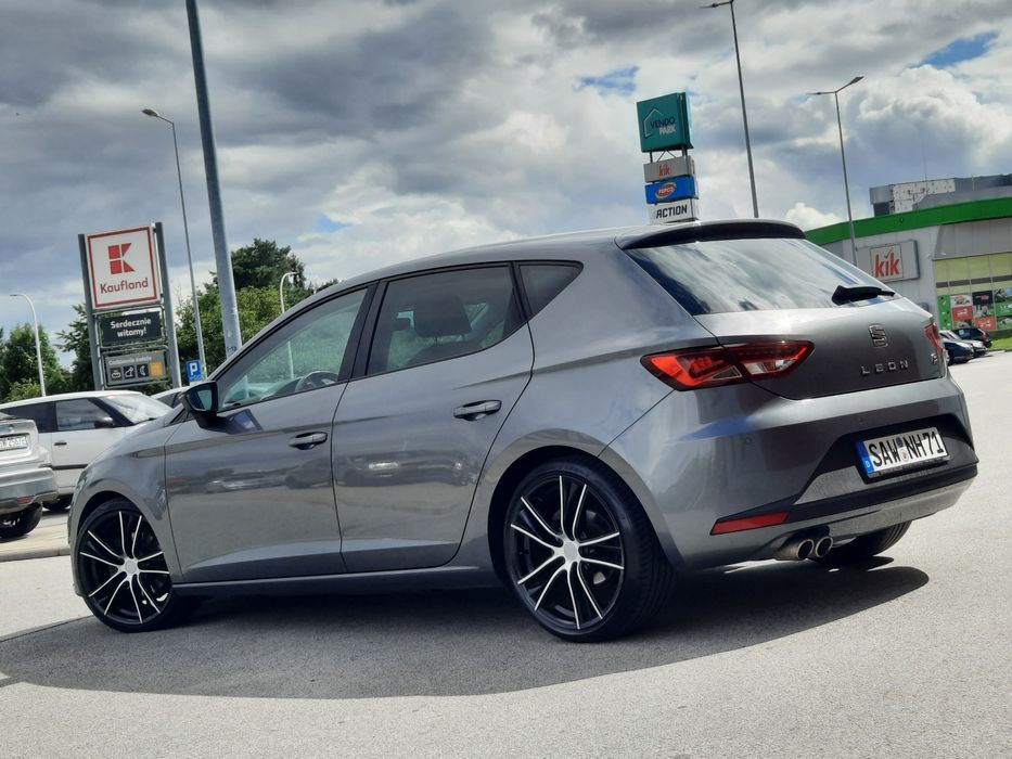 Bardzo ładny Leon Fr*150km*matrix*navi*alu18*serwis*oryginał *