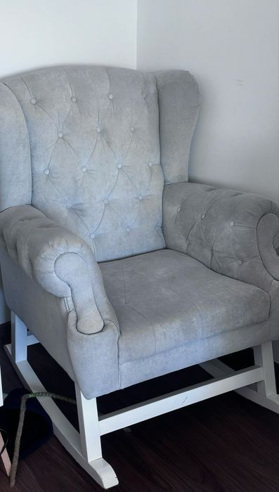 Cadeirão/poltrona amamentação de baloiço InterDesign