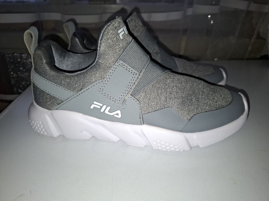 Кросівки жіночі FILA