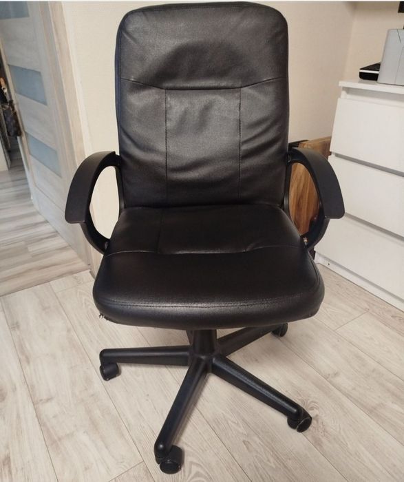 Krzesło do biurka, warsztatu