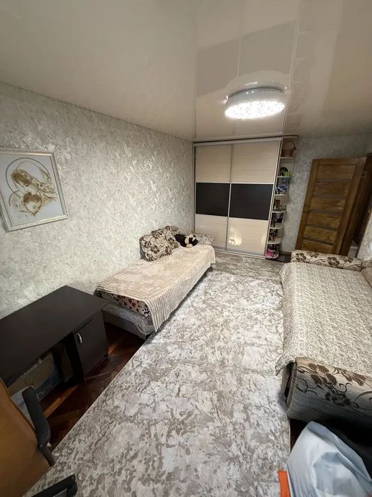 Продам 3к квартиру на Польовій