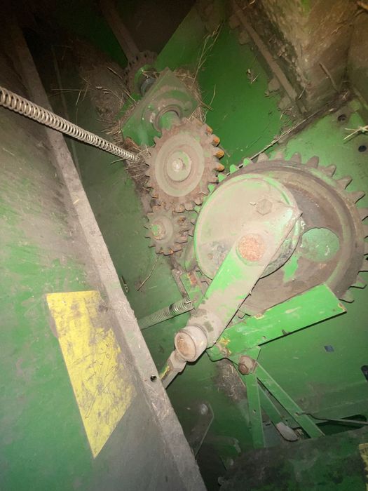 Продам преса Джон Дір 349