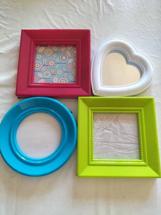 Quadro de molduras infantil