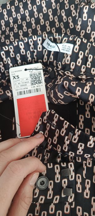 Lekkie eleganckie spodnie xs nowe