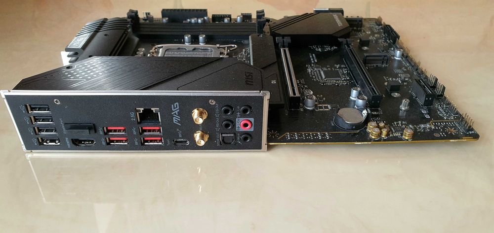 Материнська плата MSI MAG B660 Tomahawk WiFi DDR4