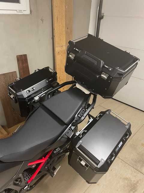 Oportunidade única, Africa Twin 1100 ABS DCT de 2022 totalmente equipada.