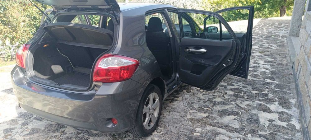 Toyota Auris 2011 1.4 D4D 90cv 162.000km