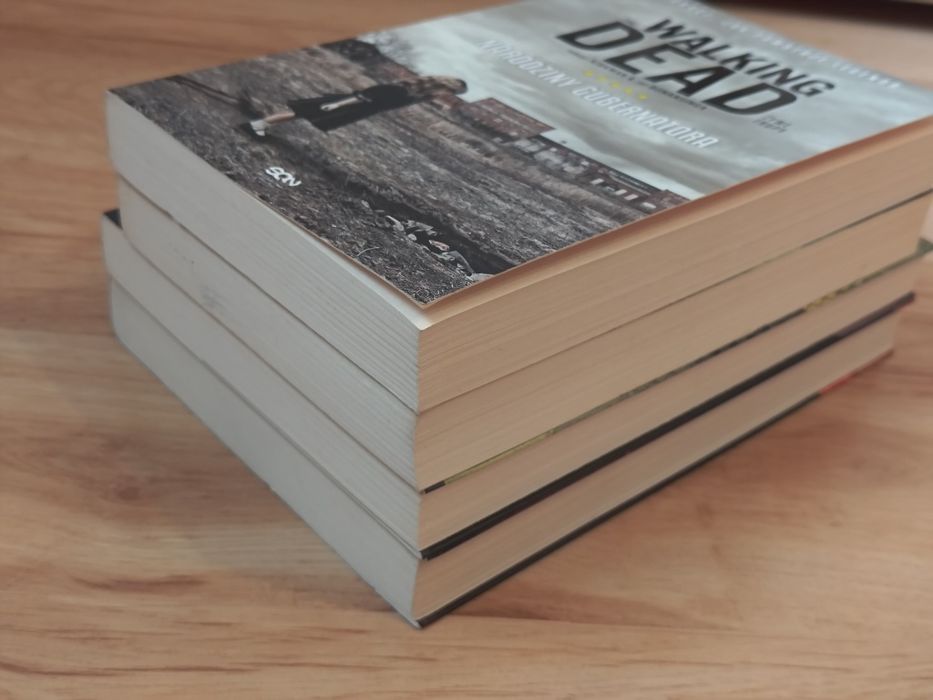 The Walking Dead żywe trupy 4 tomy