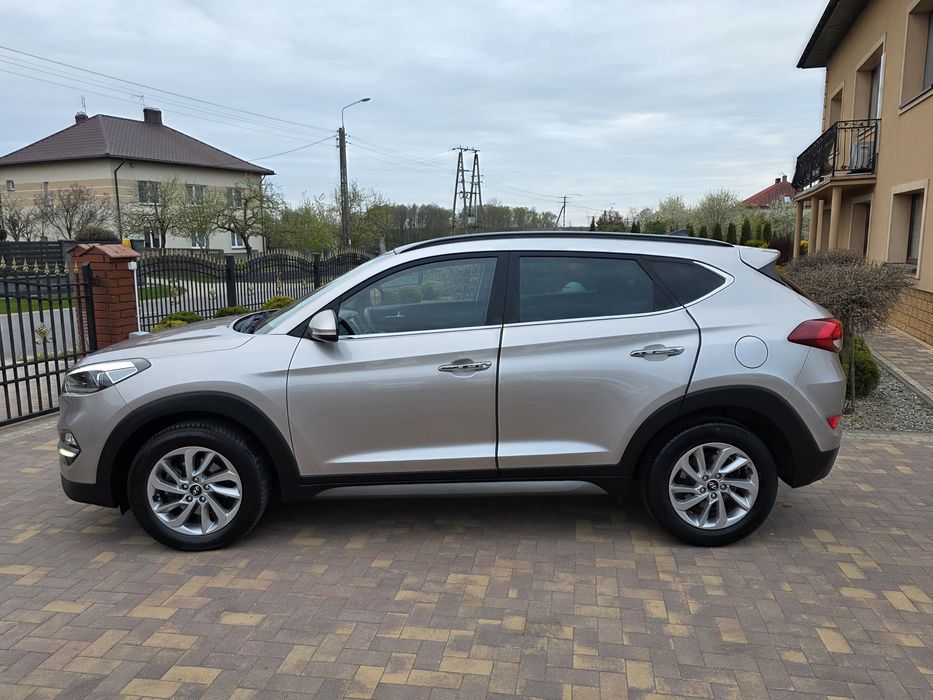1.7Crdi*116km*Oryginalny Lakier*Ledy*Navi*Panorama*Serwis*Lakier Perła