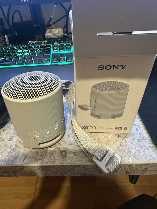 Sony SRS-XB100 — coluna Bluetooth portátil, como nova, com caixa
