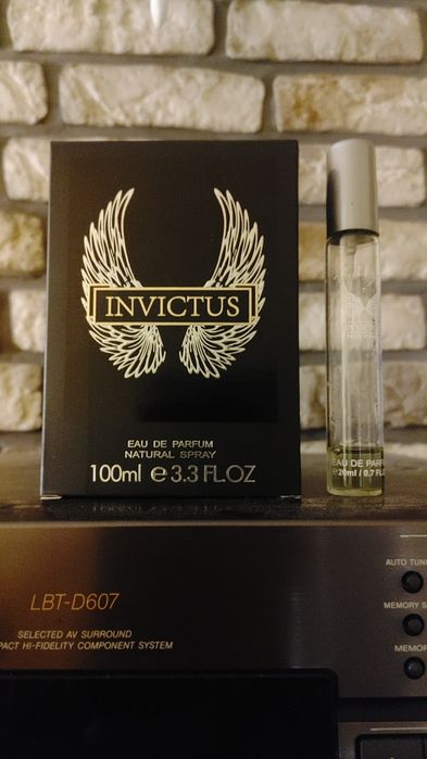 Paco Rabanne Invictus edp flakon plus próbka