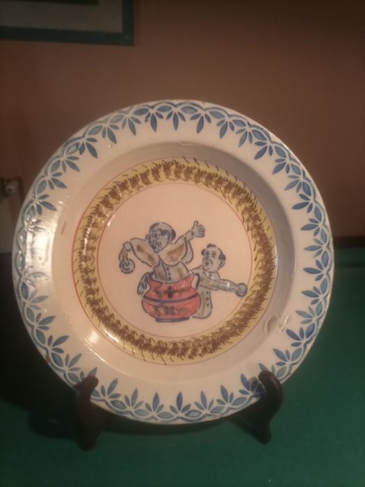 Faiança Coimbra séc XIX Prato Fundo