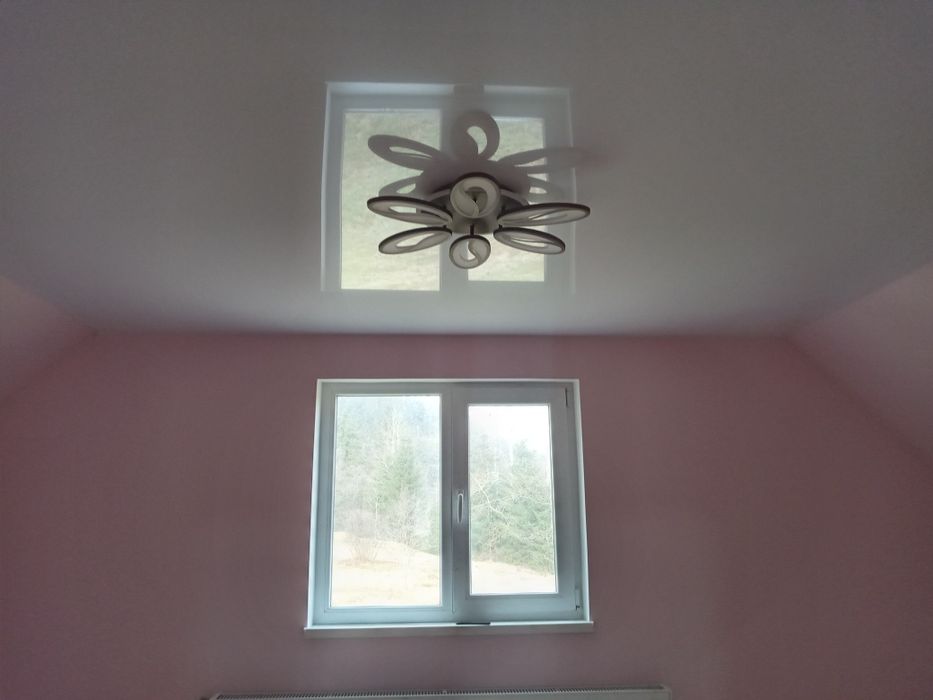 Натяжні стелі (Потолки)