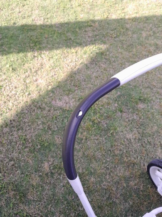 Carrinho de passeio quinny com ovo e acessórios