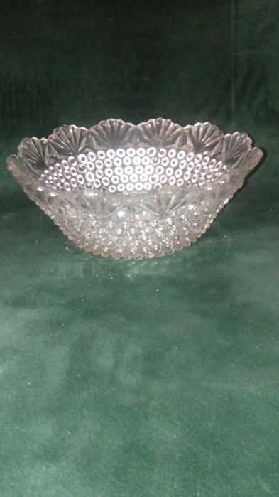 Kryształowa misa z czasów PRL