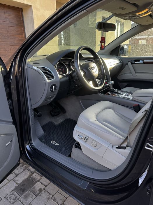 Продам Audi q7 3.0 tfsi