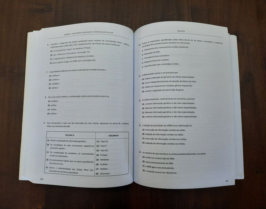 Livro do IAVE, preparação para o exame de Biologia e Geologia