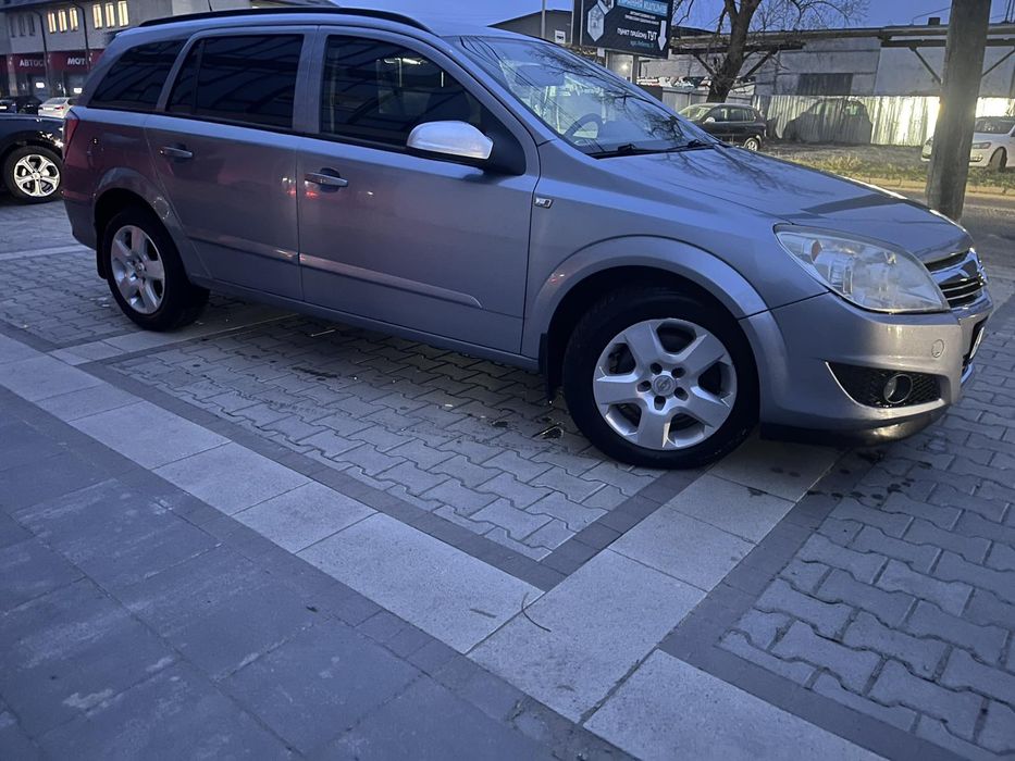 Продам Opel Astra H 2008