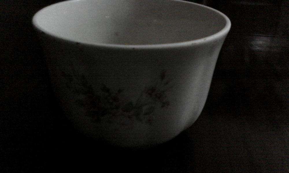 prato e taça antigos