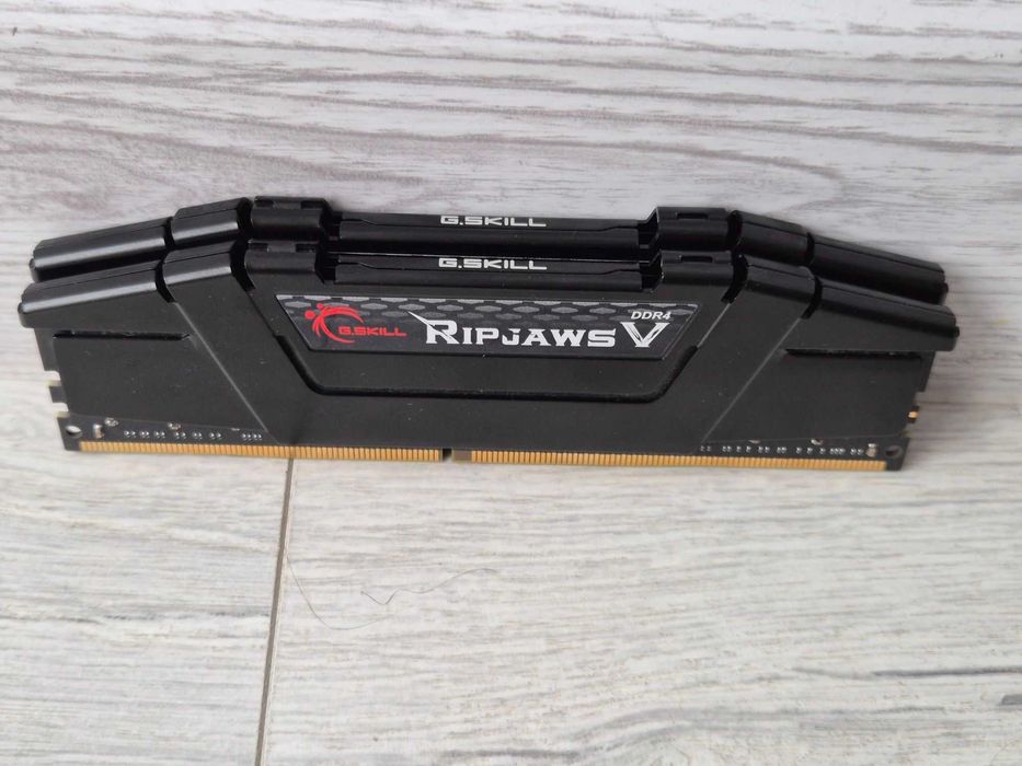 пам'ять DDR4 32GB (2x16GB) 3600MHz CL18 G.Skill RipJaws V. Trade-IN