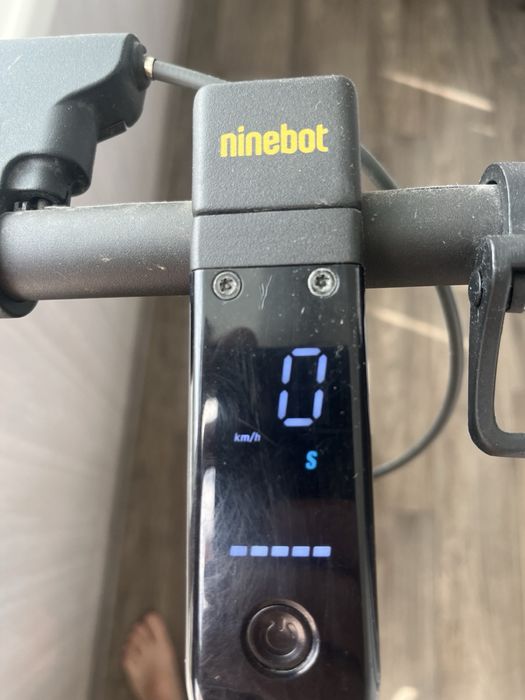 Електросамокат ninebot g30