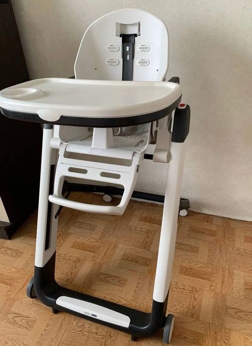 Стільчик для годування Peg-Perego