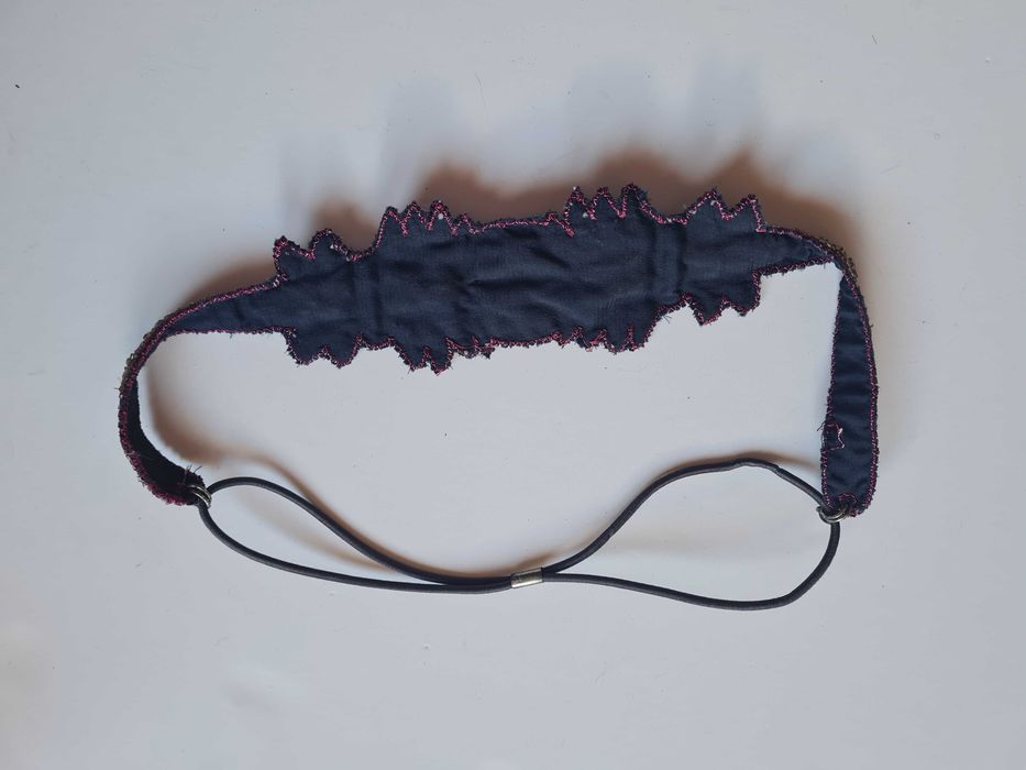 Fita de cabelo ou choker