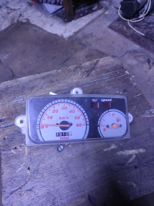 Приборка приборна панель сузуки зз інч ап спорт