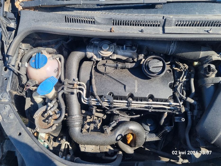Silnik słupek silnika BXF 1.9 TDI 90KM VW GOLF V PLUS
