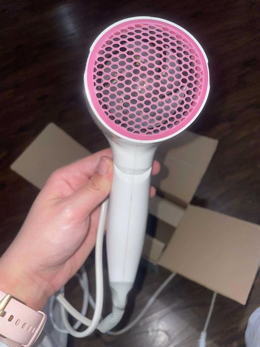 Suszarka do włosów RAVEN