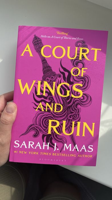 Двір крил і руїн (Англ). Стан ідеальний