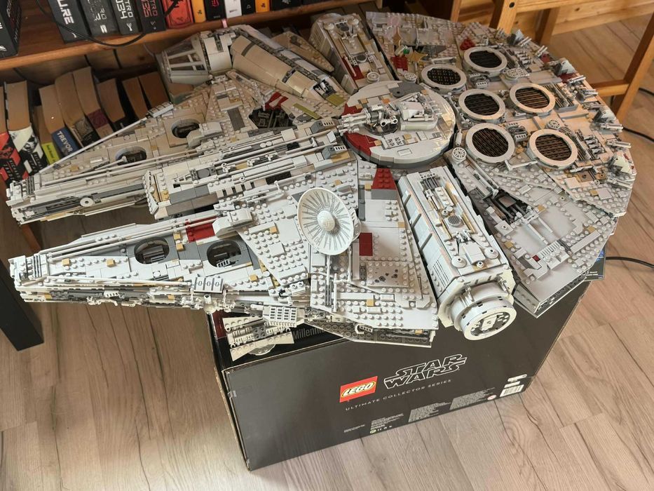 LEGO 75192 Star Wars Ultimate Collector Series Millennium Falcon