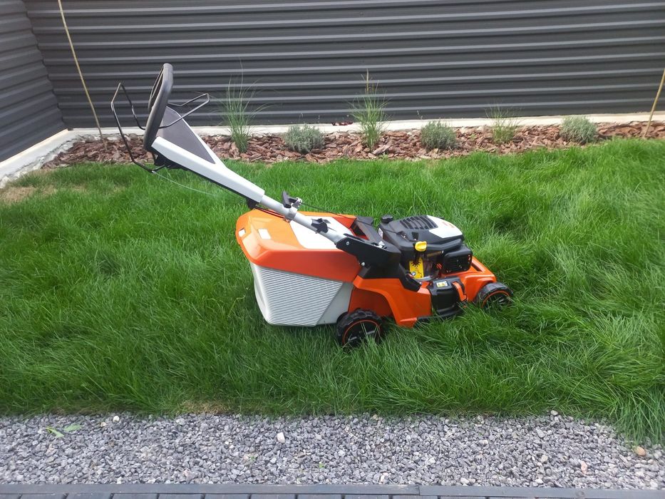 Газонокосарка   STIHL-448.