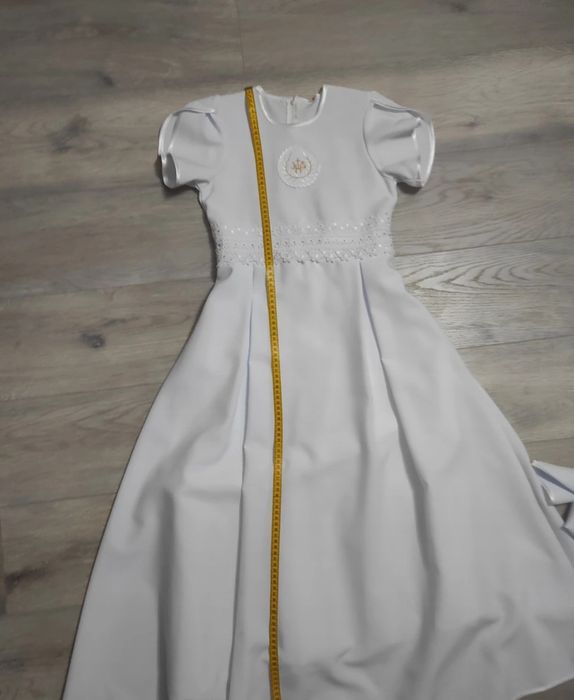 Alba komunijna dla dziewczynki